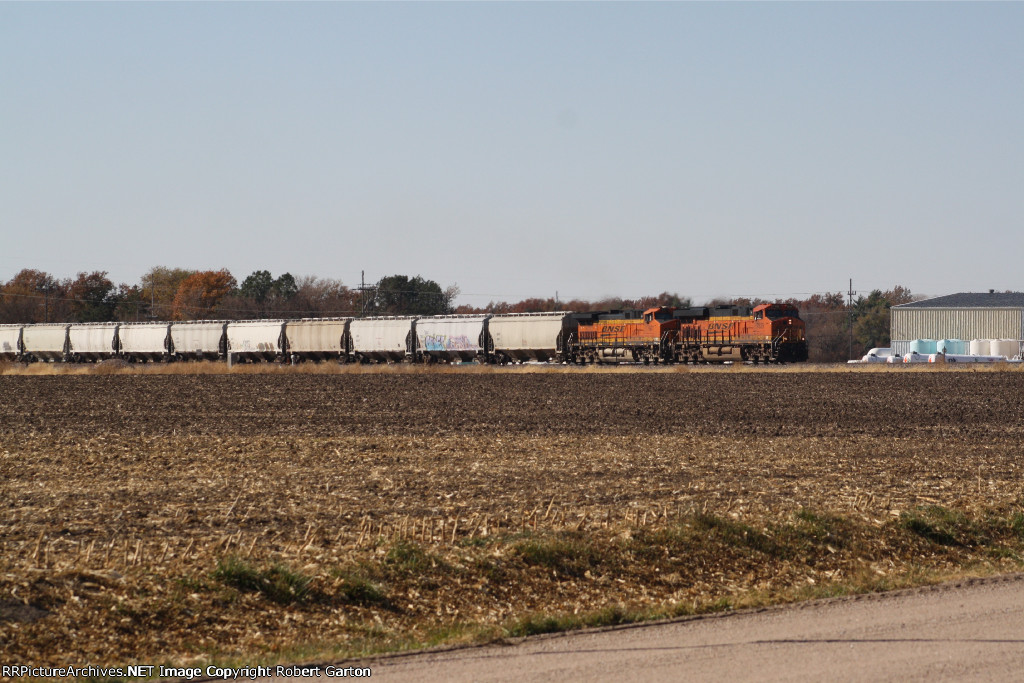 BNSF 7929 and 601 eastbound